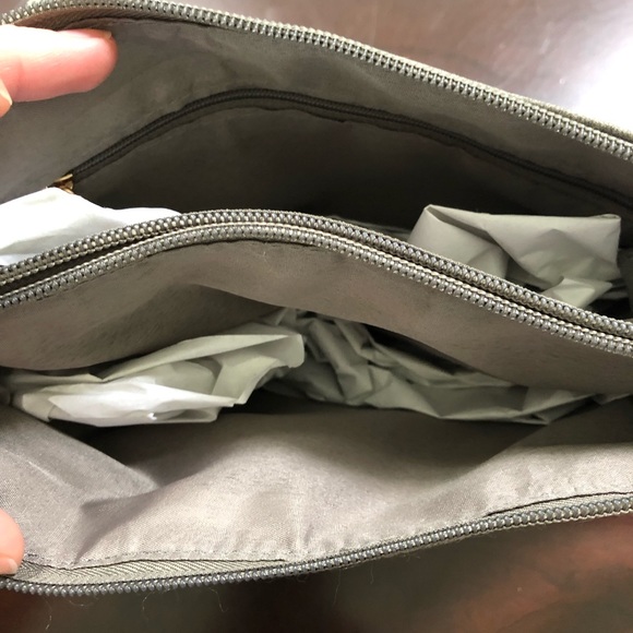 ❗️LAST❗️Charcoal Crossbody Bag - Picture 2 of 2